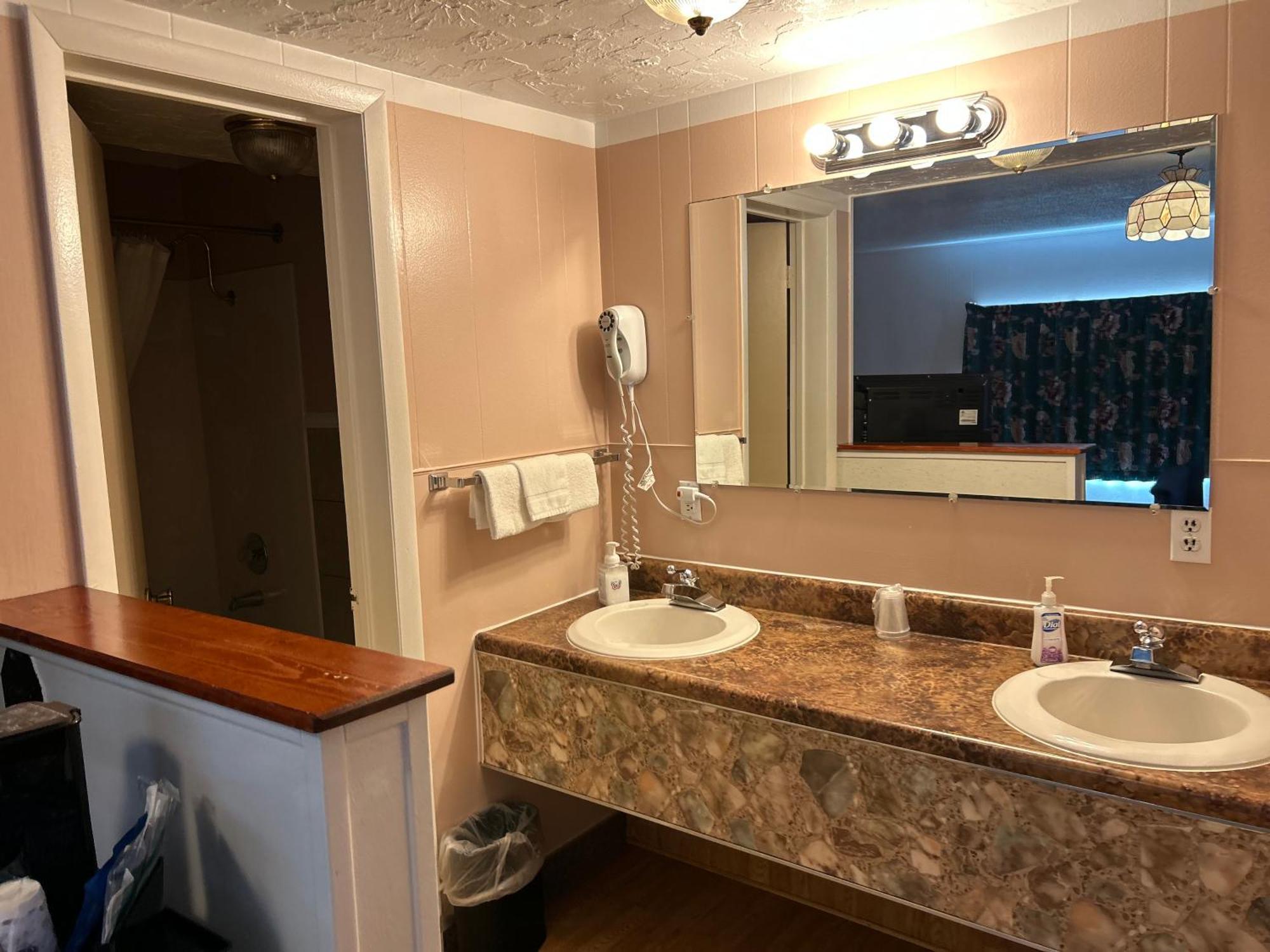 Redwood Arms Motel Paonia Dış mekan fotoğraf