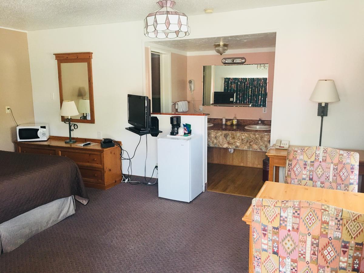 Redwood Arms Motel Paonia Dış mekan fotoğraf